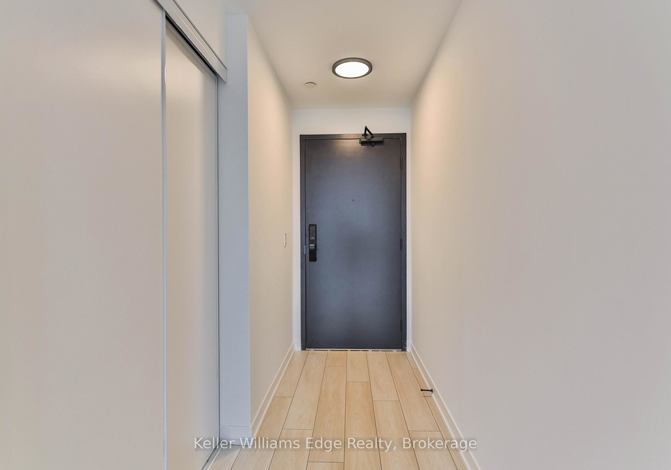 4878-powers-common-burlington-ontario-w13068310