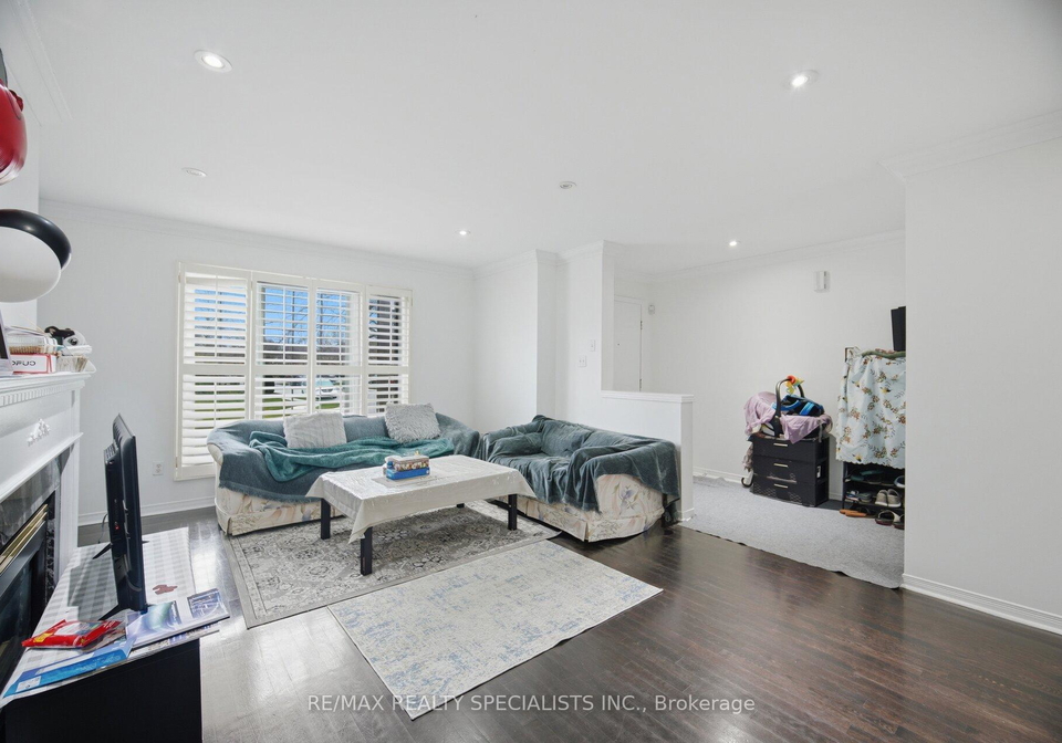 64-dolphin-song-crescent-brampton-ontario-w13068346