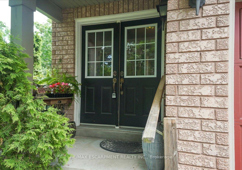 5224-thornburn-drive-burlington-ontario-w13068464