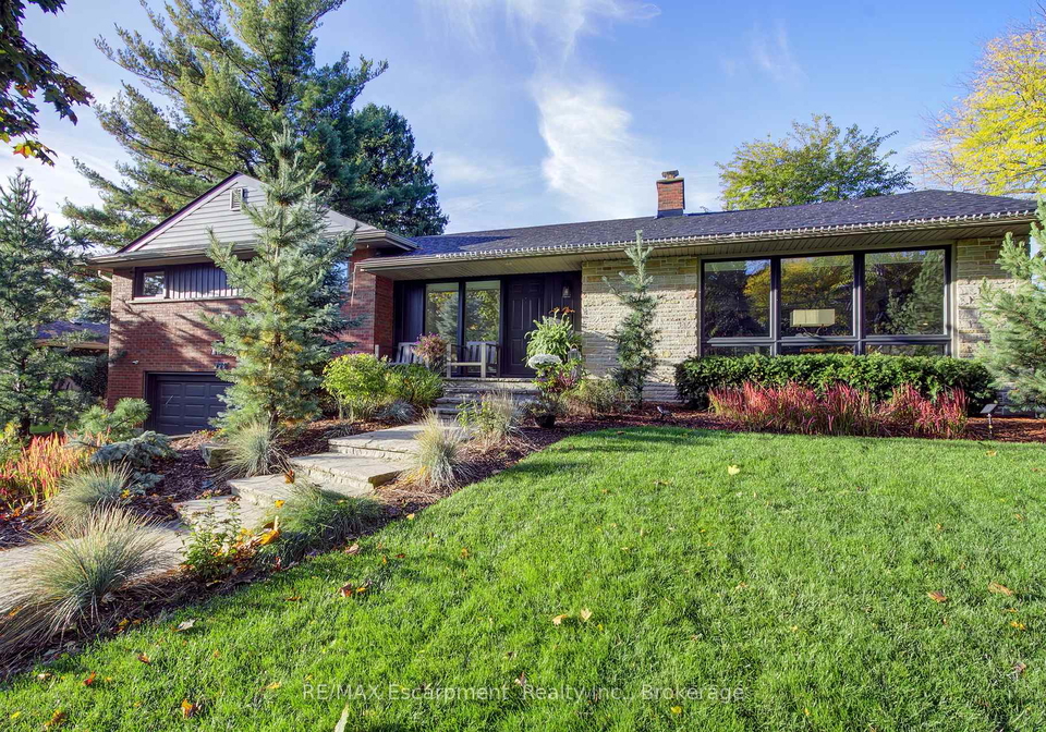 794-falcon-boulevard-burlington-ontario-w13068650