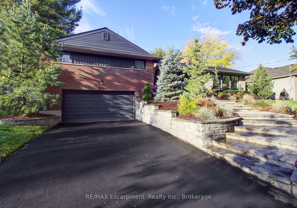 794-falcon-boulevard-burlington-ontario-w13068650