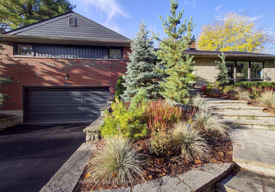 794-falcon-boulevard-burlington-ontario-w13068650