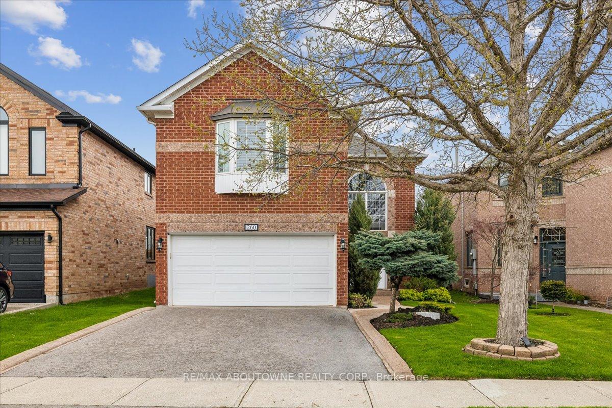 260-wembley-road-oakville-ontario-w13068776