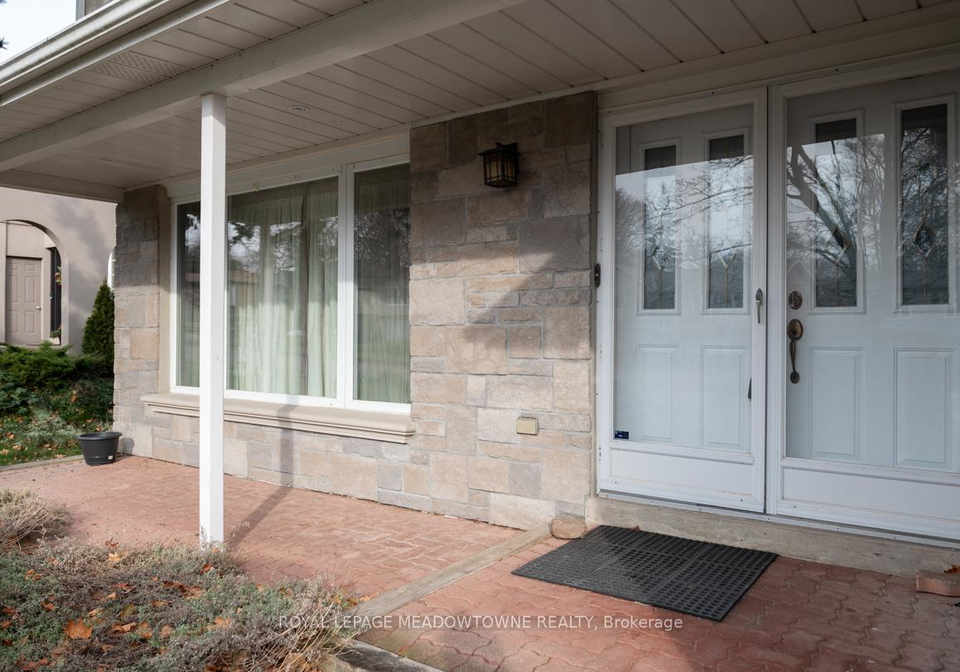 1435-petrie-way-mississauga-ontario-w13068820