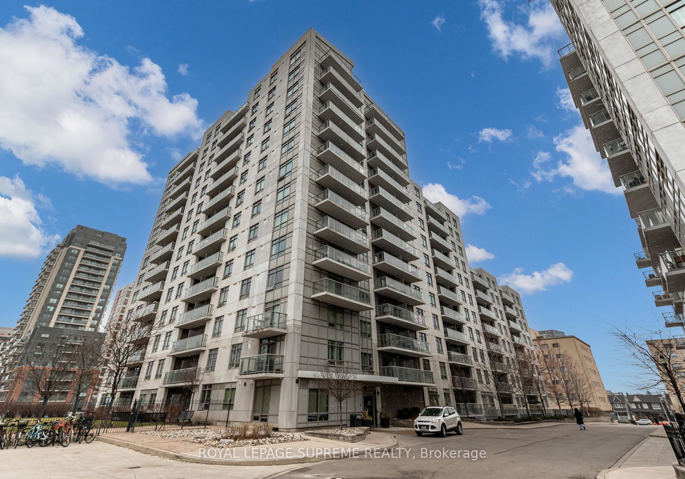816-lansdowne-avenue-toronto-ontario-w13068838