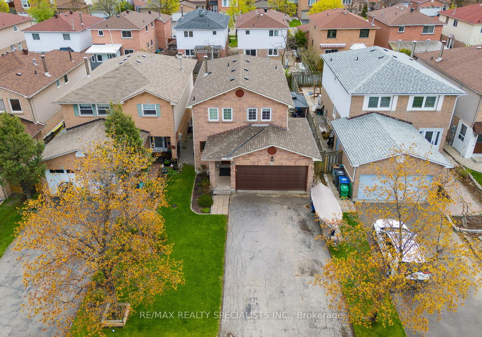 492-parkview-boulevard-mississauga-ontario-w13069638
