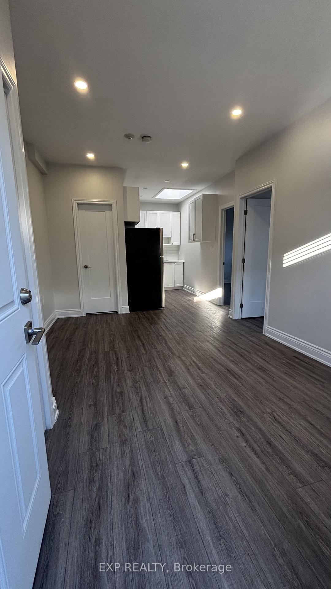 3289-lakeshore-boulevard-w-etobicoke-ontario-w13070040