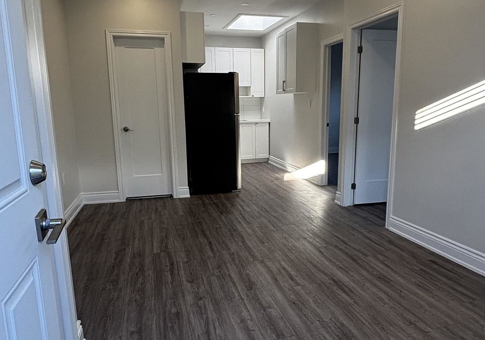 3289-lakeshore-boulevard-w-etobicoke-ontario-w13070040
