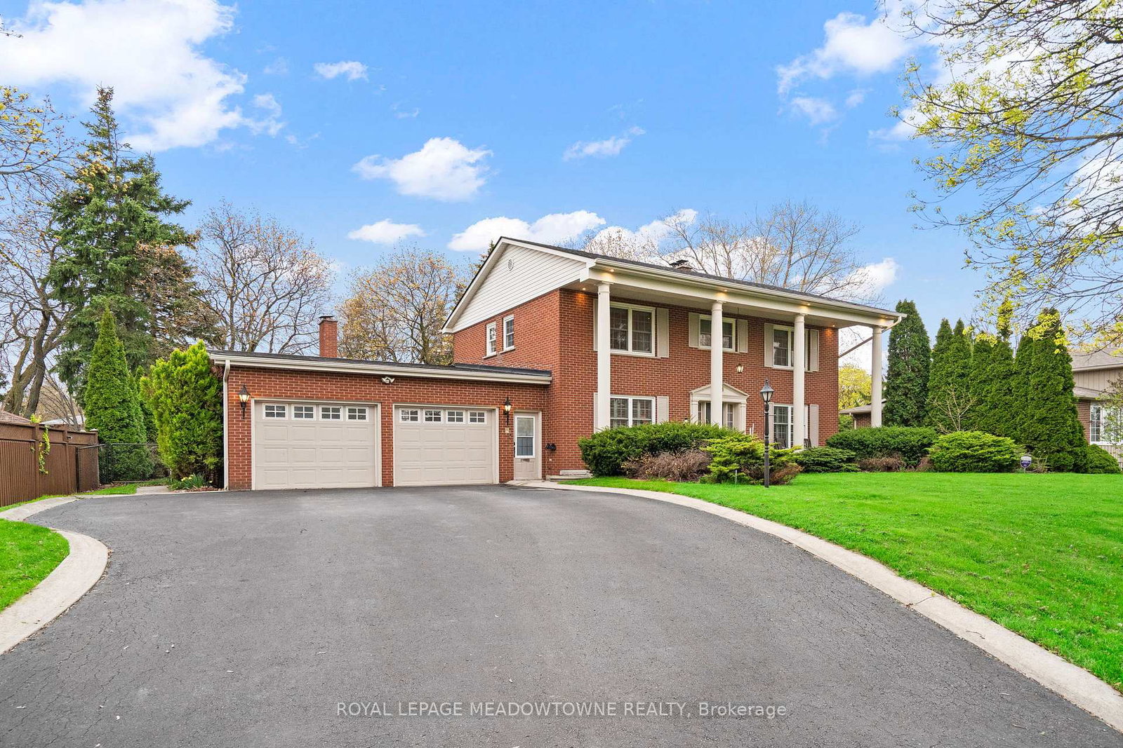 415-highside-drive-milton-ontario-w13070264