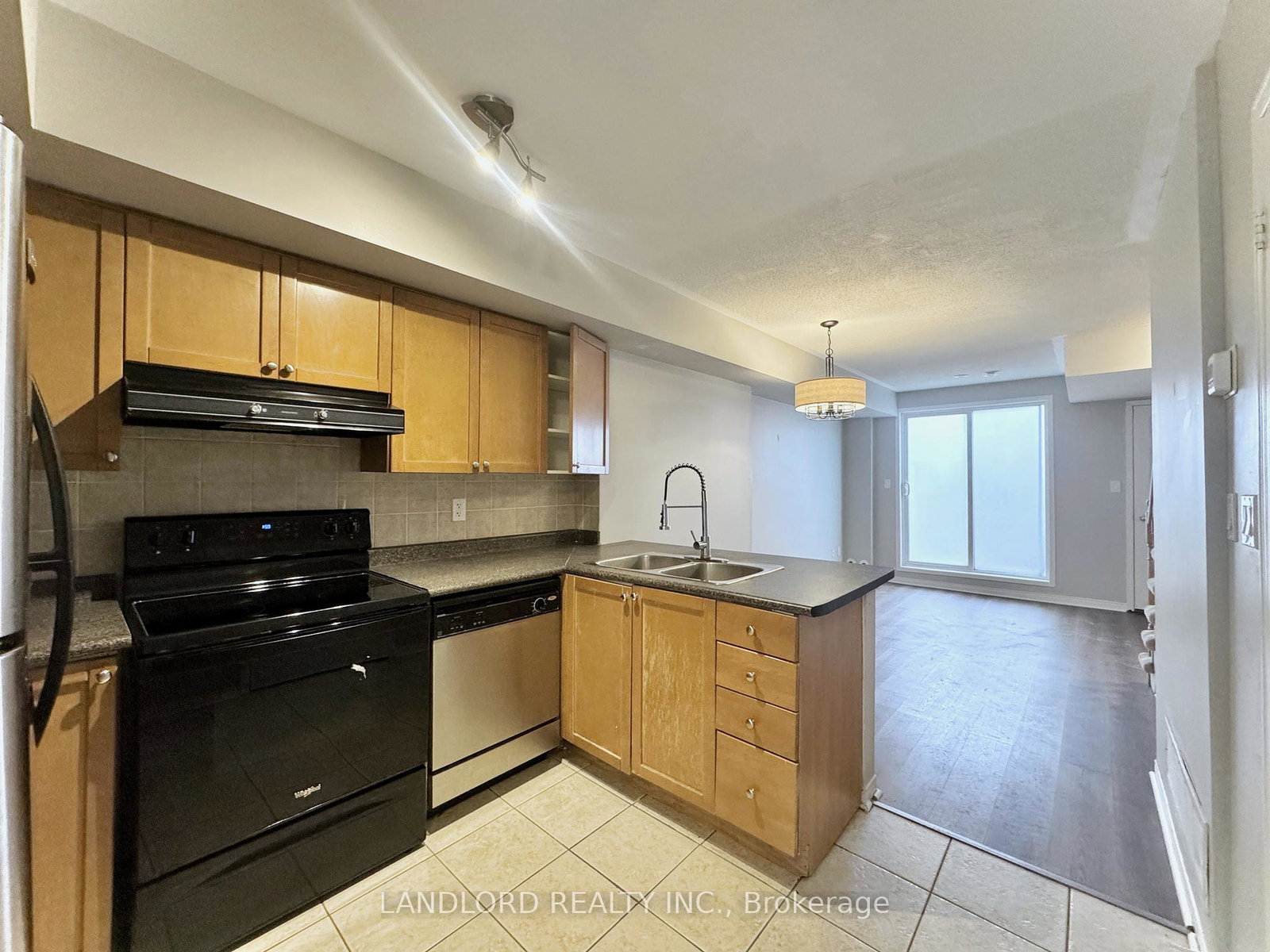 65-turntable-crescent-toronto-ontario-w13070384