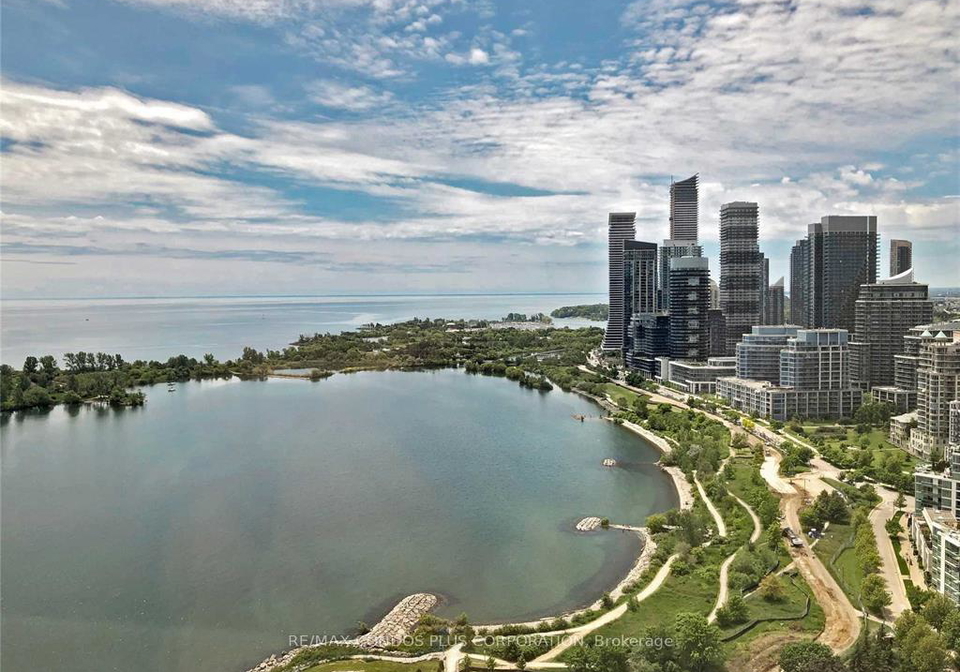 1-palace-pier-court-etobicoke-ontario-w13070508