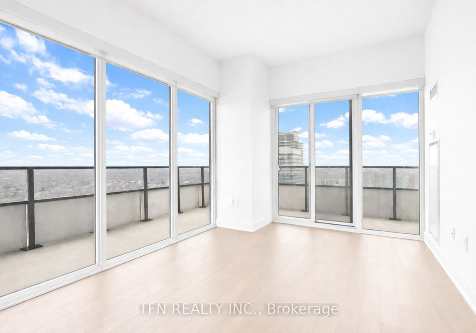 20-shore-breeze-drive-etobicoke-ontario-w13070654