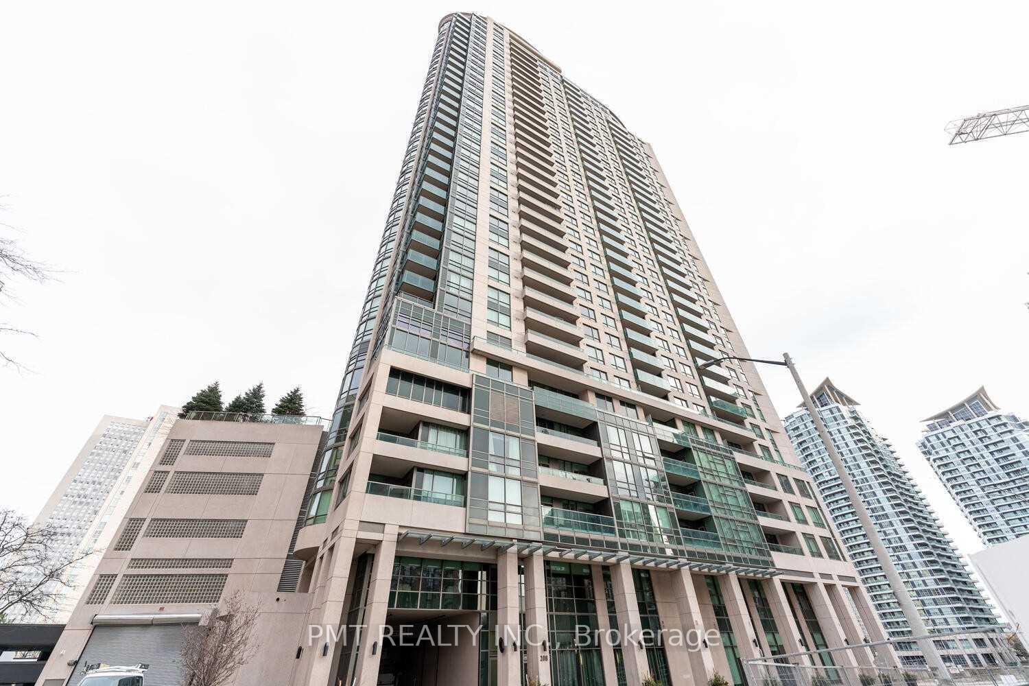 208-enfield-place-mississauga-ontario-w13070880