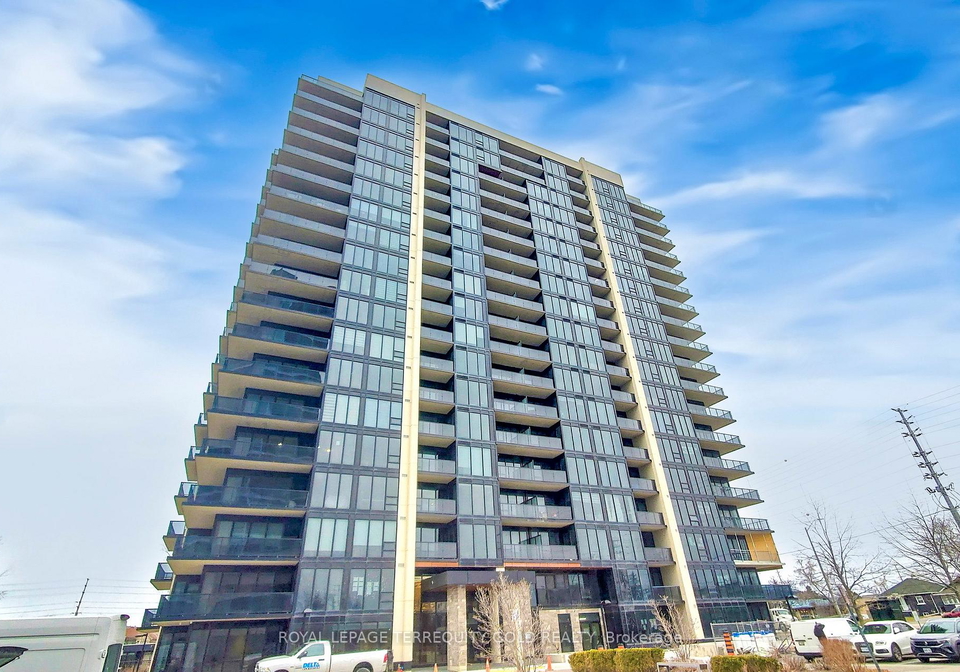 1035-southdown-road-mississauga-ontario-w13070908