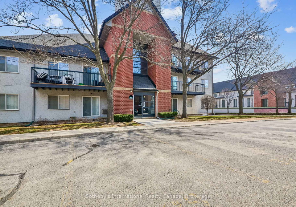 1450-glen-abbey-gate-oakville-ontario-w13071060