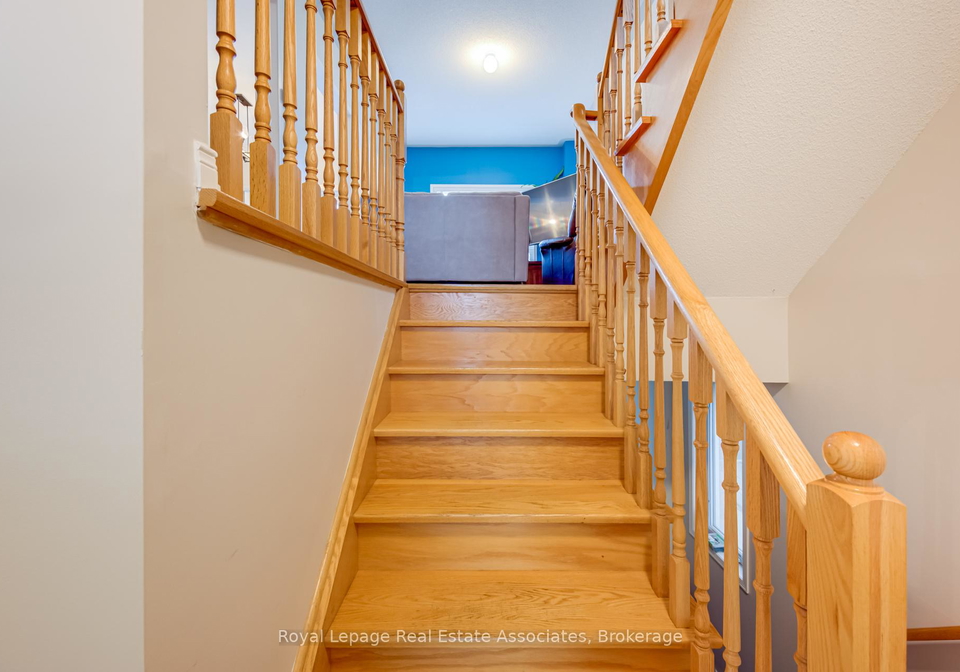 6603-jazzy-mews-mississauga-ontario-w13071124