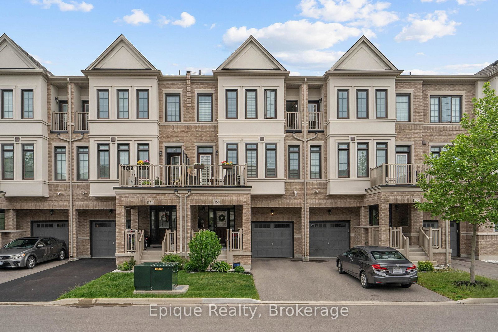 1158-restivo-lane-milton-ontario-w13071216