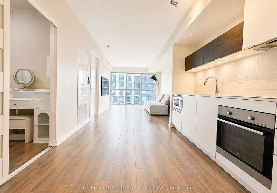 20-thomas-riley-road-w-etobicoke-ontario-w13071256