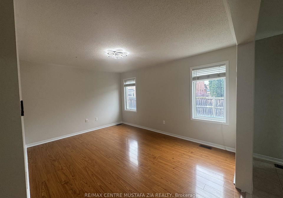 158-lavery-heights-milton-ontario-w13071328