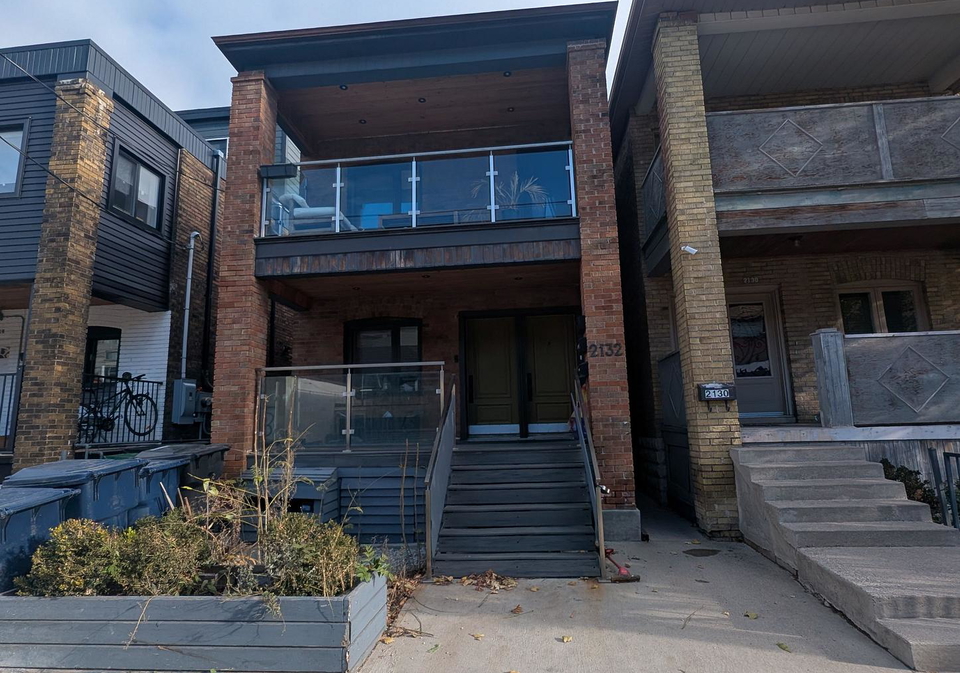 2132-dundas-street-toronto-ontario-w13071400