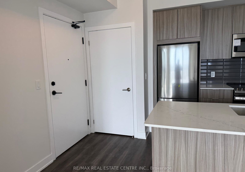 430-square-one-drive-mississauga-ontario-w13071504