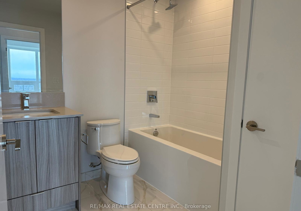 430-square-one-drive-mississauga-ontario-w13071504