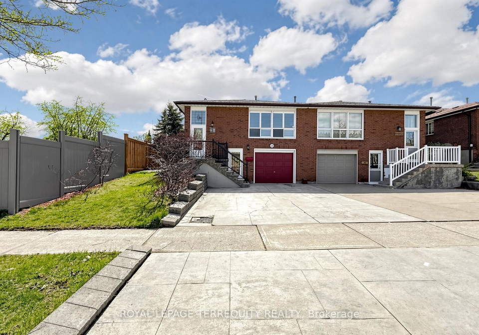 2526-kingsberry-crescent-mississauga-ontario-w13071618