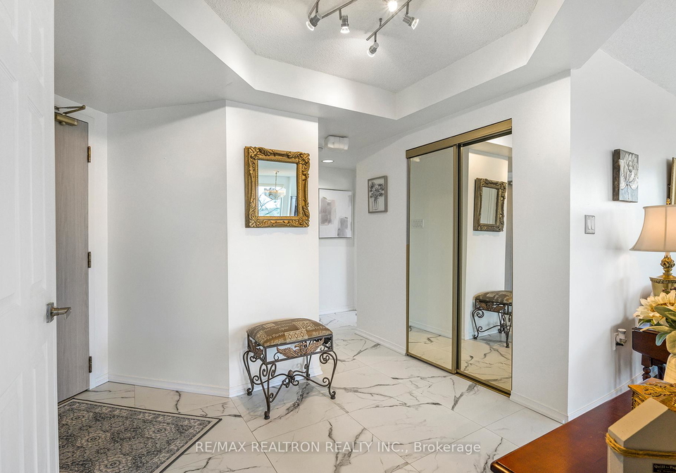 2155-burnhamthorpe-road-w-mississauga-ontario-w13071768