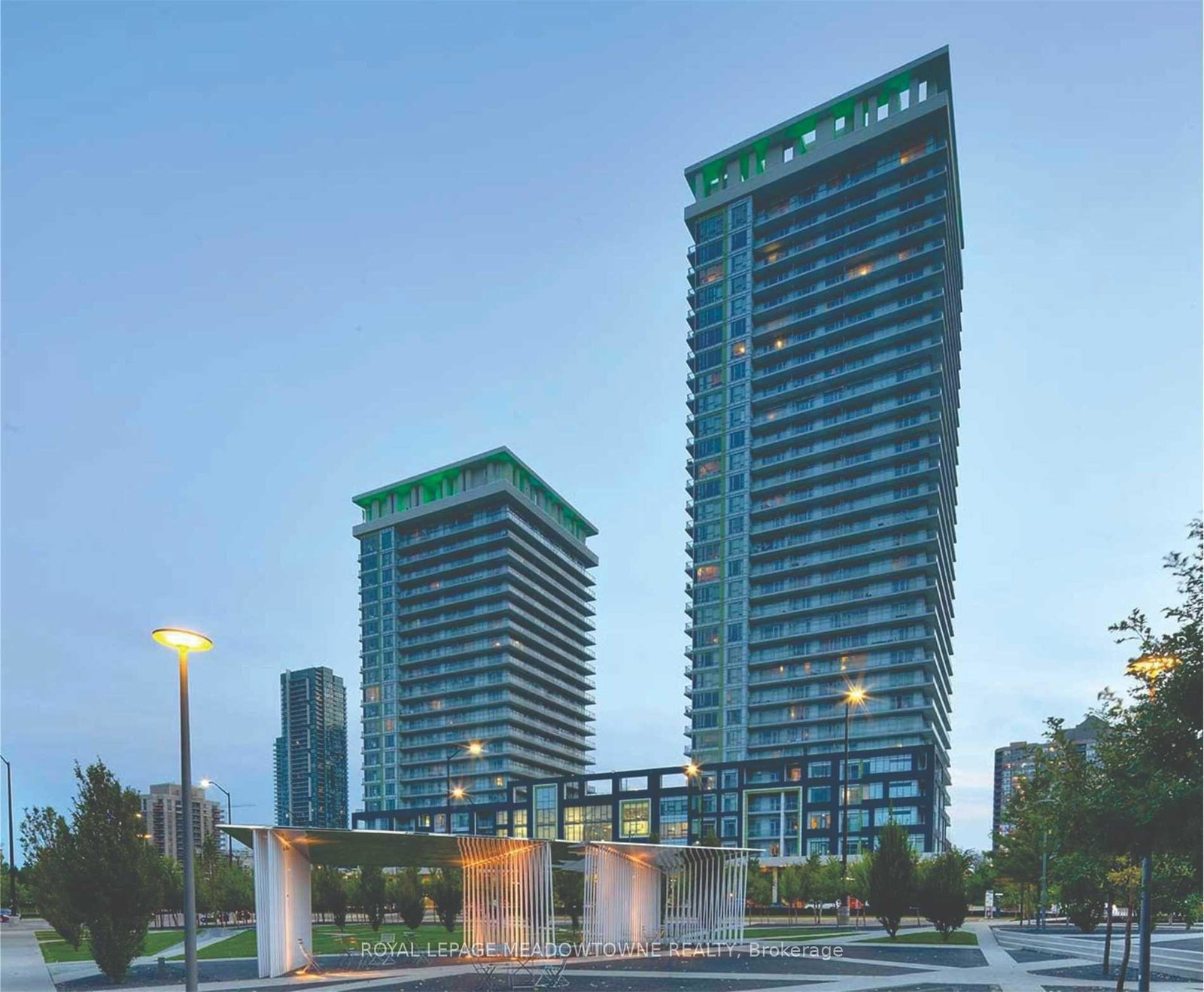 365-prince-of-wales-drive-mississauga-ontario-w13071826
