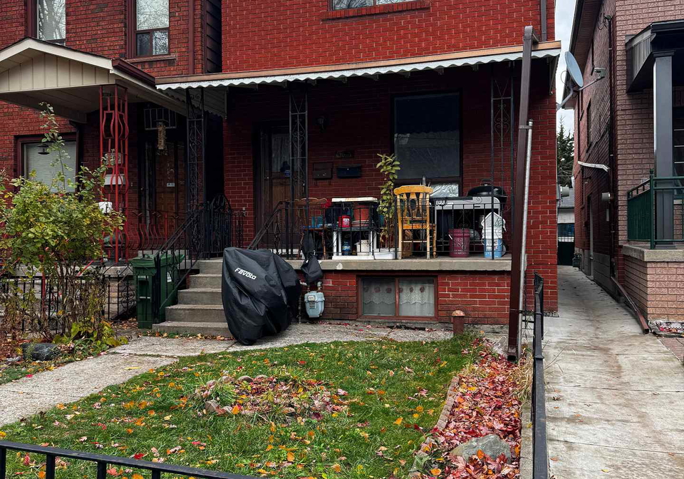 407-concord-avenue-toronto-ontario-w13071906
