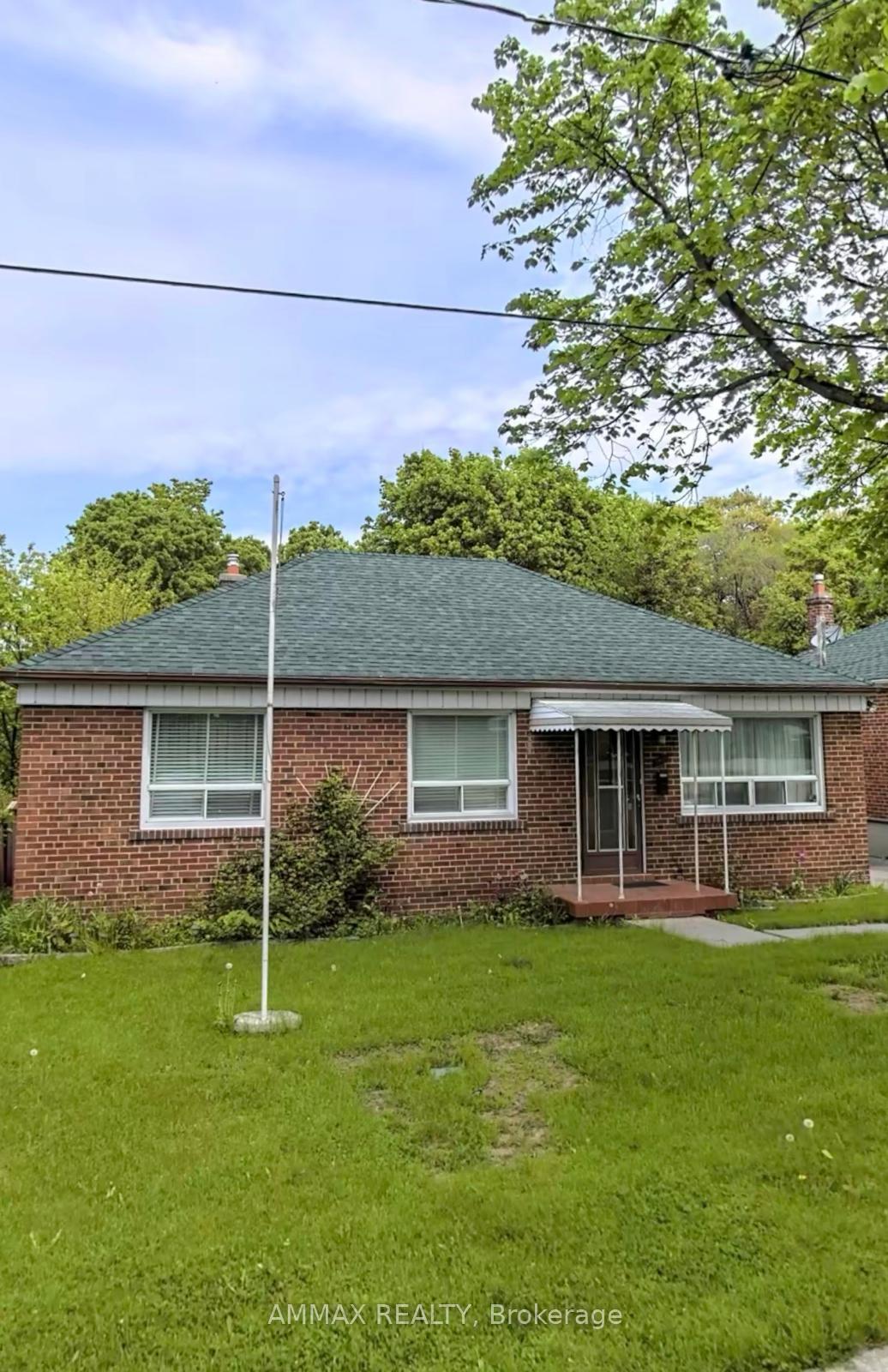 42-arrowsmith-avenue-north-york-ontario-w13072066