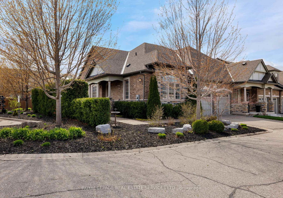 3353-liptay-avenue-oakville-ontario-w13072078