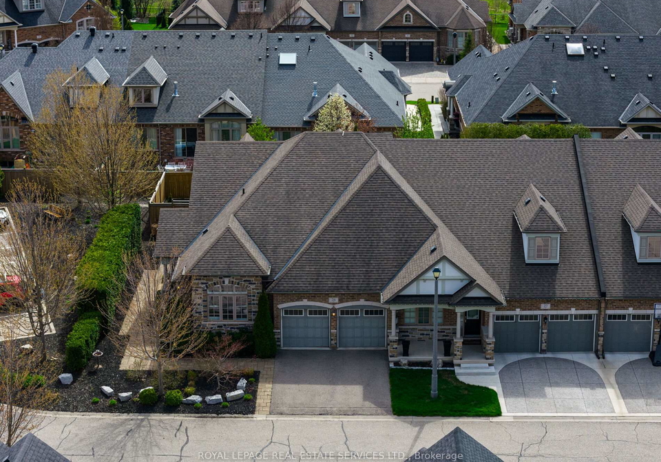 3353-liptay-avenue-oakville-ontario-w13072078