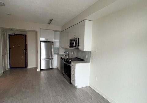 38-annie-craig-drive-n-etobicoke-ontario-w13072206