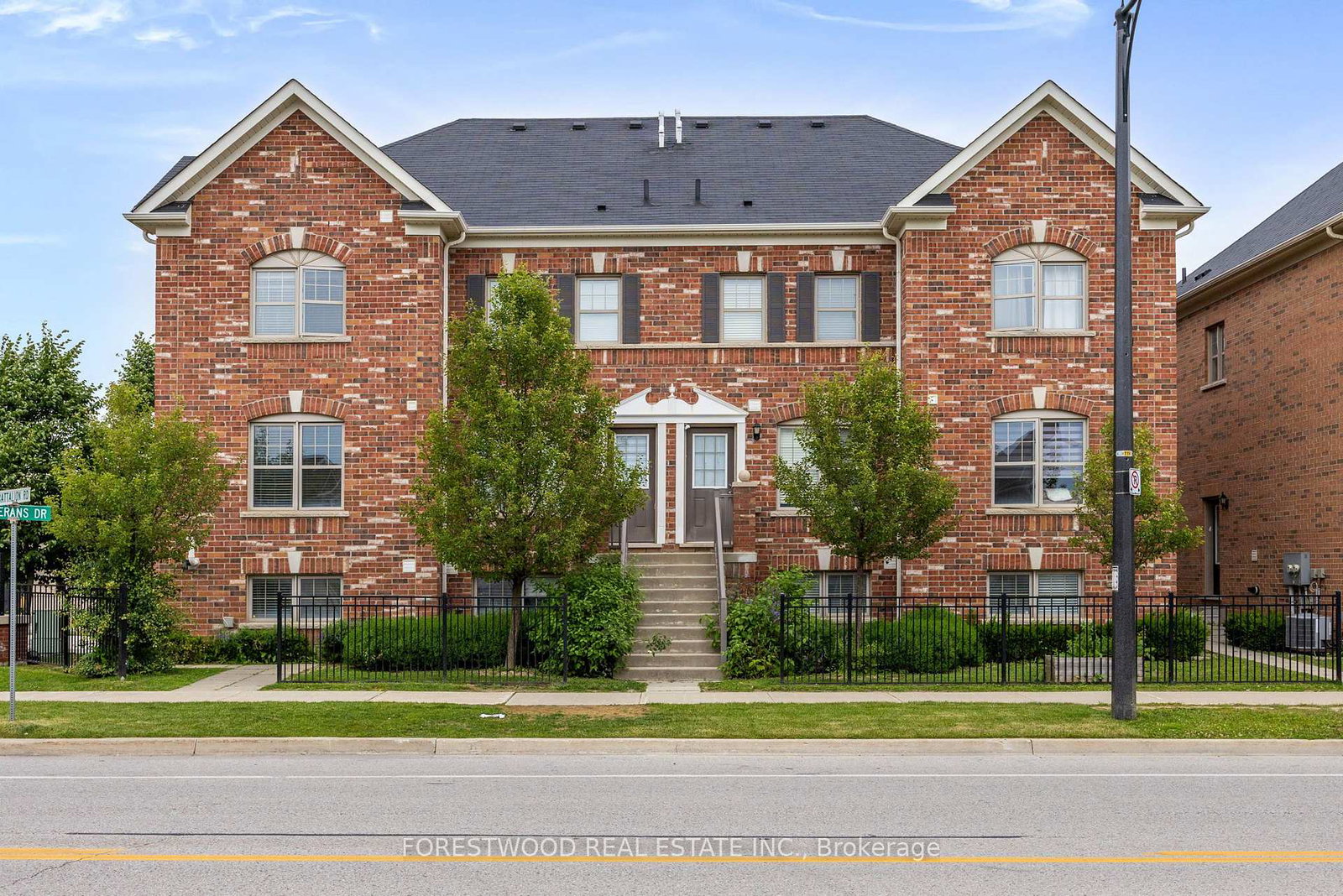 3-battalion-road-brampton-ontario-w13072472