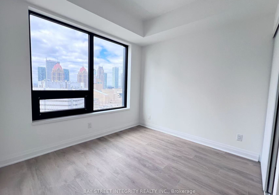 4015-the-exchange-mississauga-ontario-w13072698