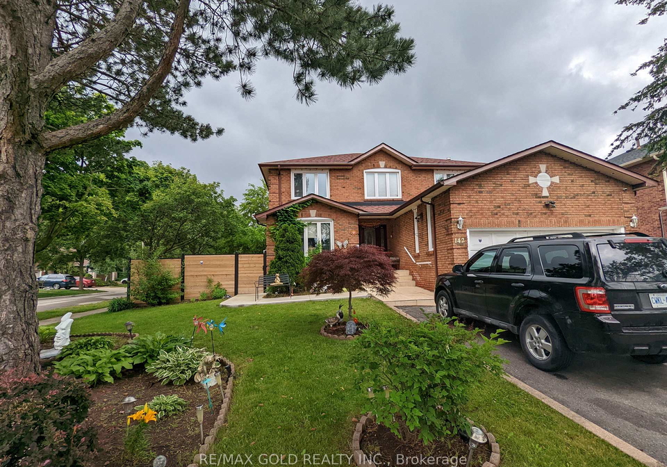 142-whitchurch-mews-mississauga-ontario-w13072734