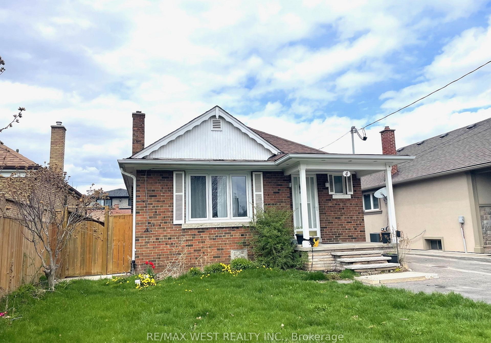 4-parkchester-road-north-york-ontario-w13072942