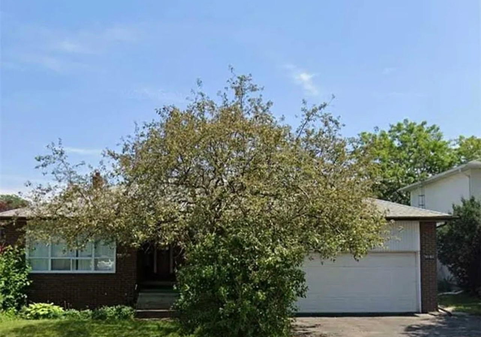 1010-bloor-street-mississauga-ontario-w13073152