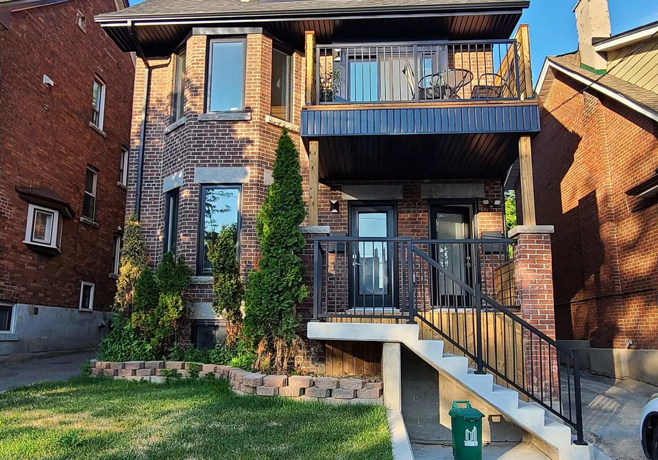 1535-dufferin-street-toronto-ontario-w13073270