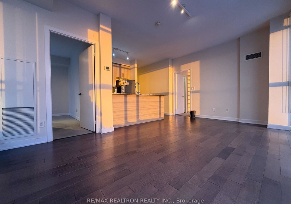 4099-brickstone-mews-mississauga-ontario-w13073334