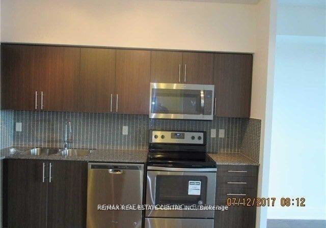 55-speers-road-oakville-ontario-w13073348