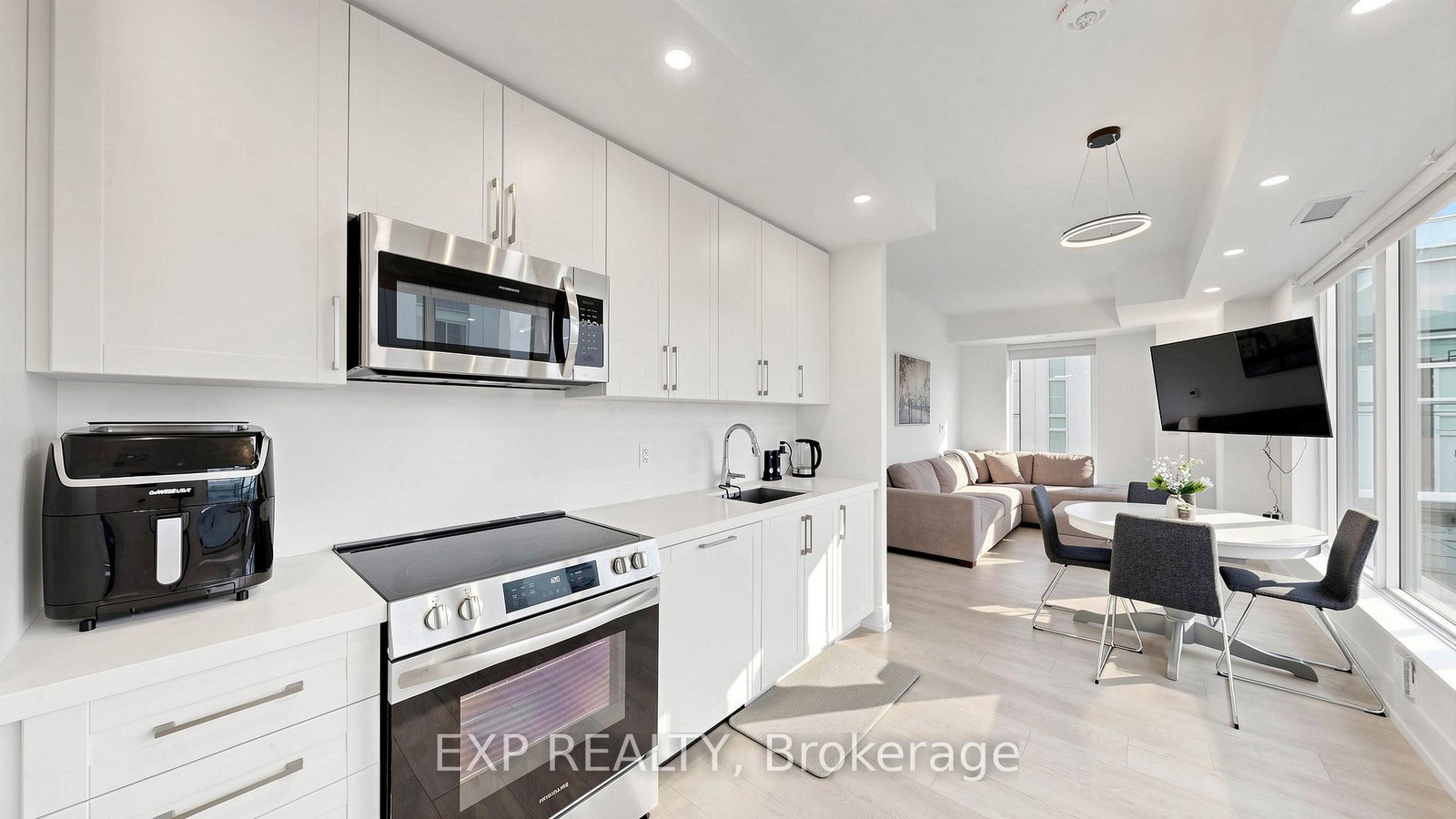 2450-old-bronte-road-oakville-ontario-w13073408