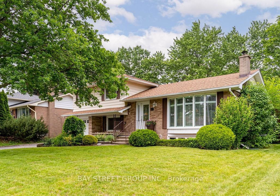 49-rayne-avenue-oakville-ontario-w13073628