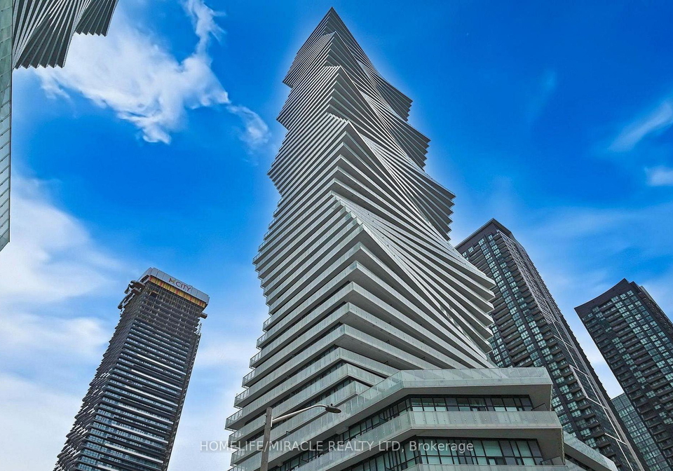 3900-confederation-parkway-mississauga-ontario-w13073642
