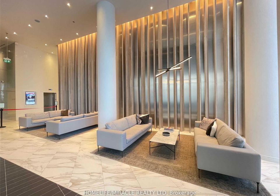 3900-confederation-parkway-mississauga-ontario-w13073642