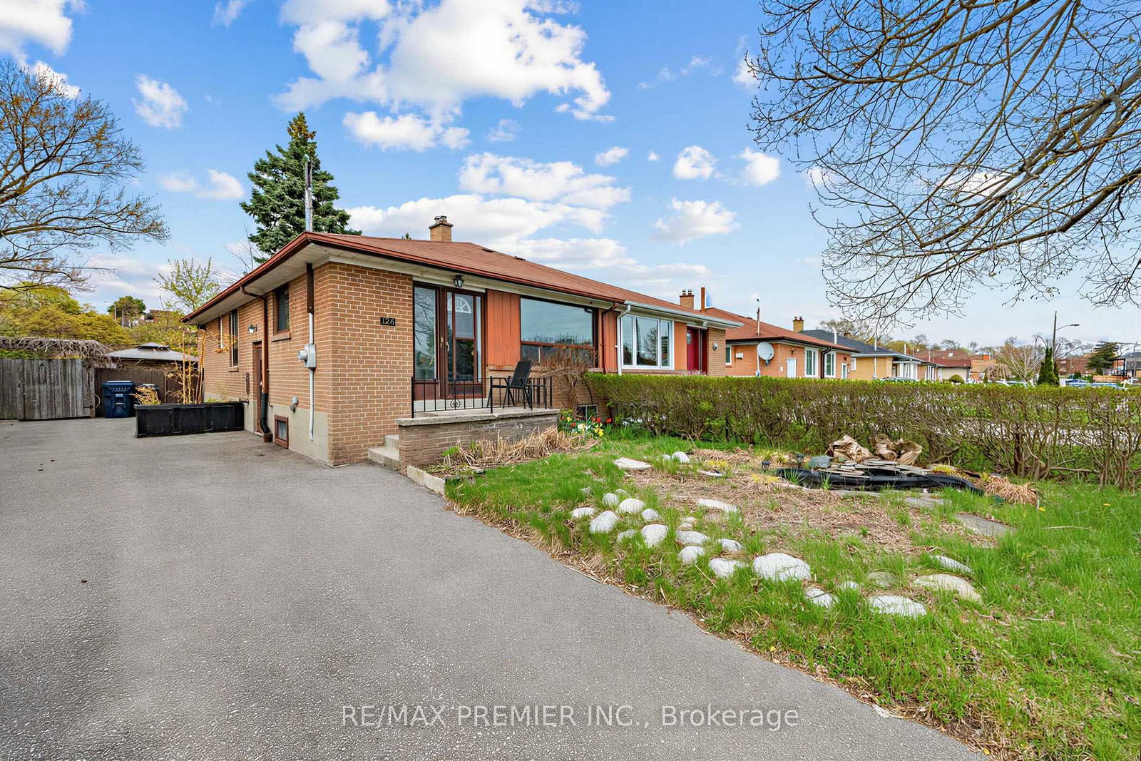 126-langden-avenue-toronto-ontario-w13073752