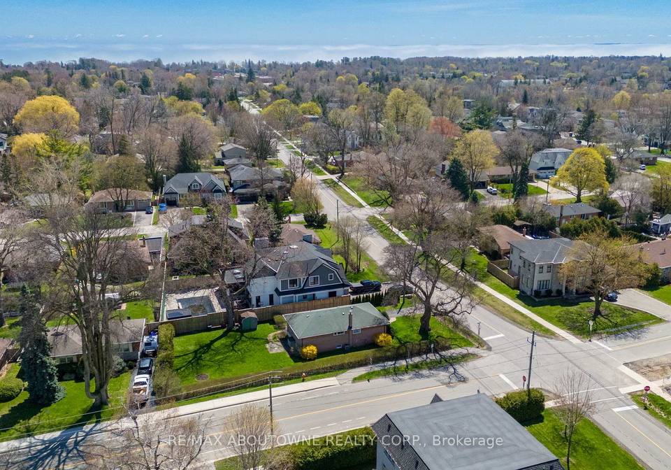 493-lees-lane-oakville-ontario-w13073788