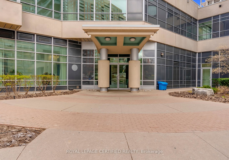 1-elm-drive-w-mississauga-ontario-w13073810