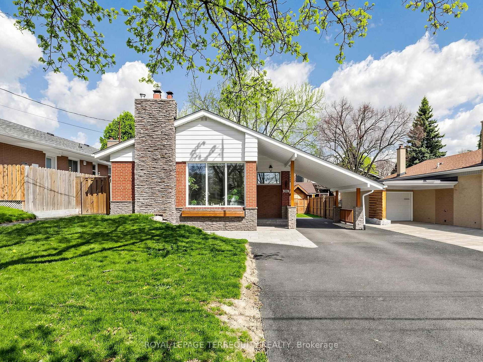 14-hedges-boulevard-etobicoke-ontario-w13073856